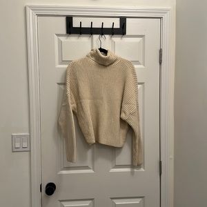 ABERCROMBIE & FINCH Knit Turtleneck